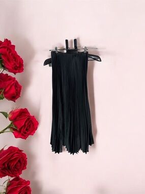 MNG Mango Black Pleated Midi Skirt XS